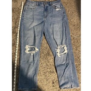 american eagle high waisted straight leg jeans